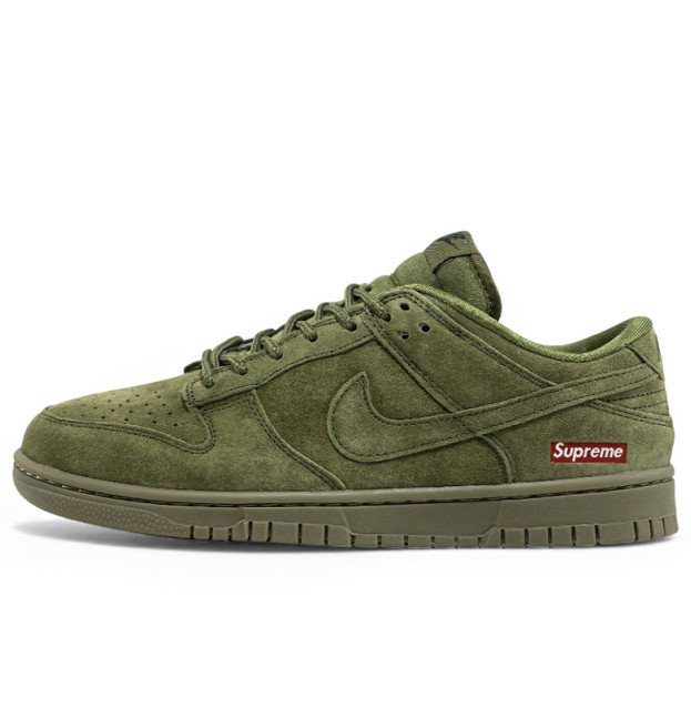 Nike SB Dunk Low x Supreme Khaki