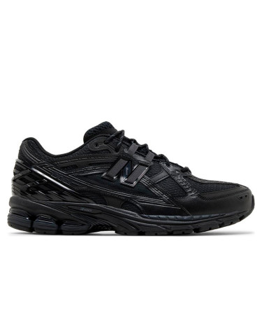 New Balance 1906U Triple Black M1906NJ