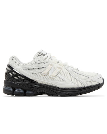 New Balance 1906R x Comme des Garçons Homme White Black M1906RCO