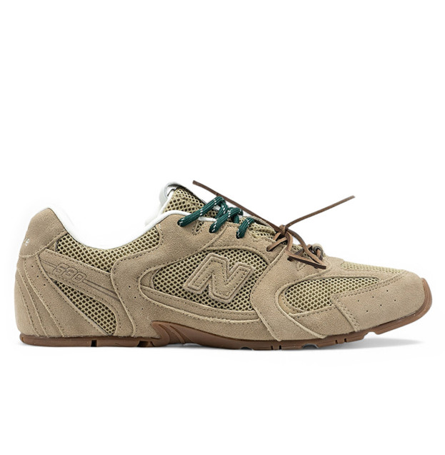 New Balance x Miu Miu 530 Beige