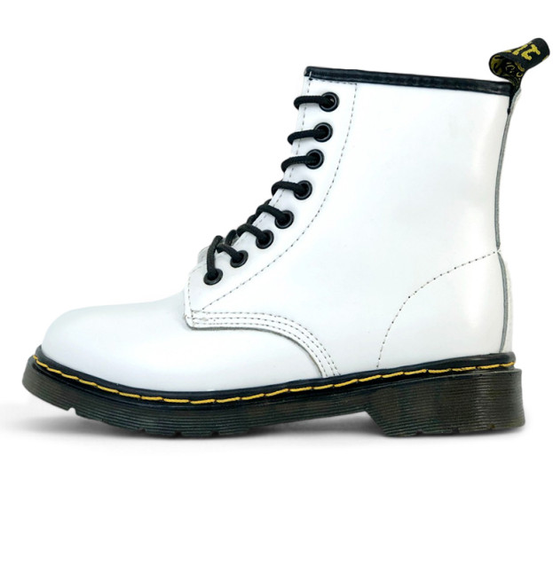 Dr. Martens 1460 Smooth Leather Lace Up Boots White С МЕХОМ