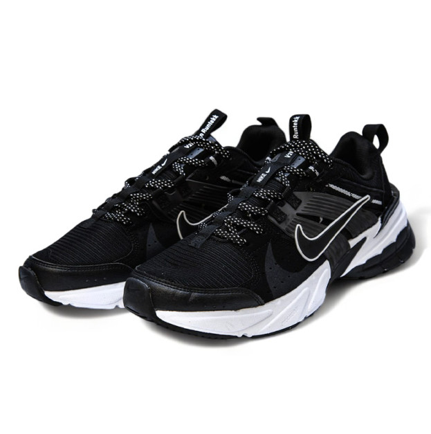 Nike V2K Runtekk Black White