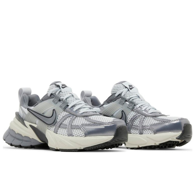 Nike V2K Run Pure Platinum Wolf Grey FD0736-003