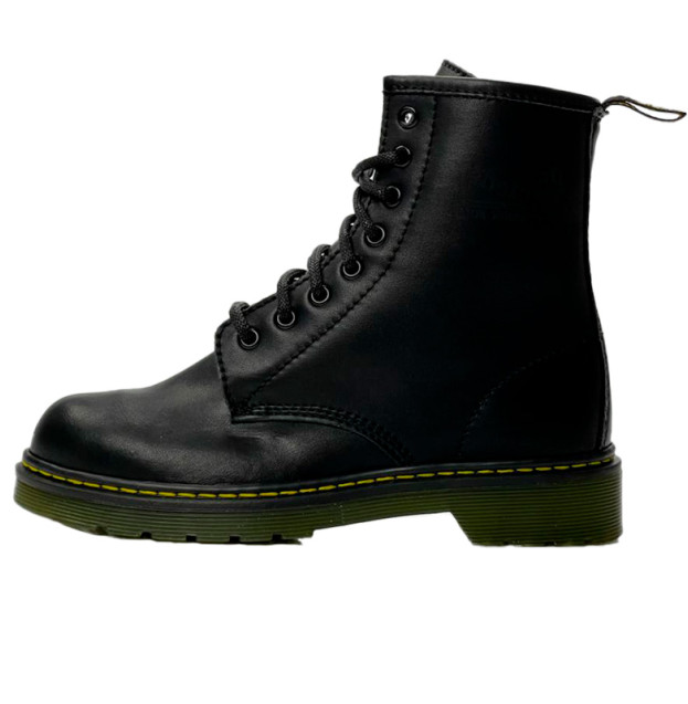 Dr. Martens Jadon Smooth Leather Boots Black С МЕХОМ