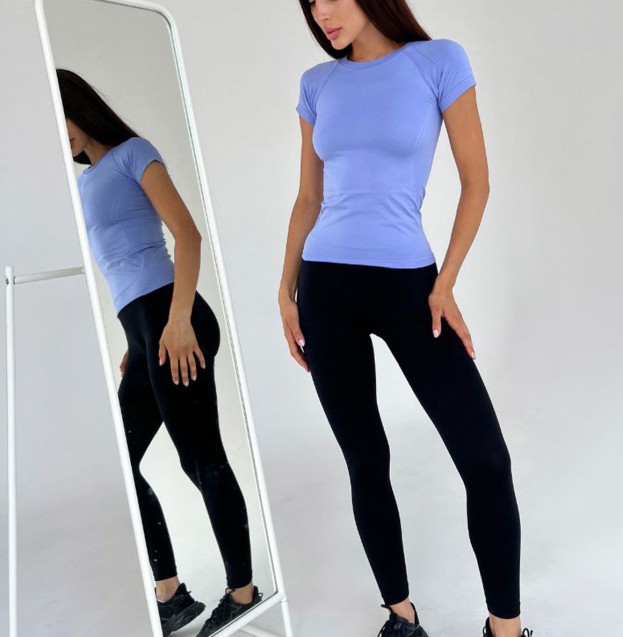 Футболка Блакитна