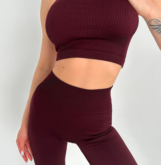 Топ Спортивний Темно Бордовий в Рубчик