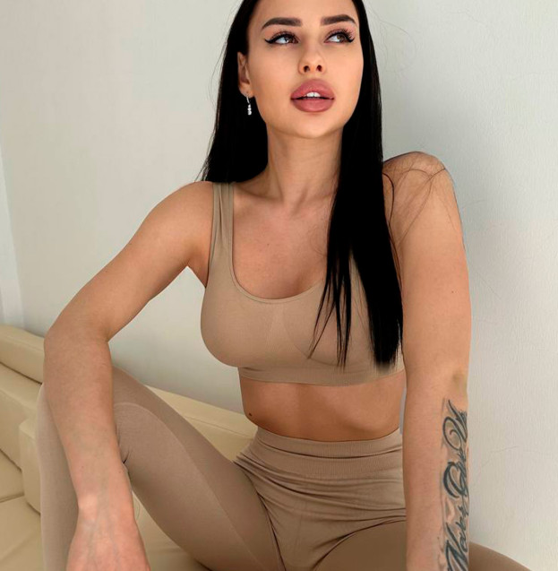 Топ Спортивний Бежевий