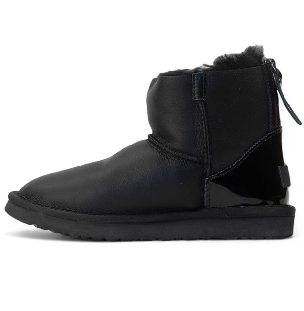 UGG Classic Mini Zip II Black