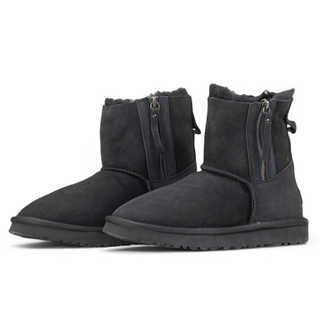 UGG Classic Short Zip Black