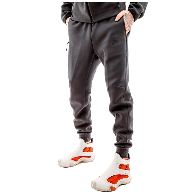 Штани Nike TCH FLC JGGR FB8002-060