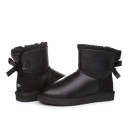 UGG Classic Mini Bailey Bow Black