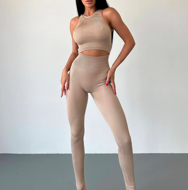 Топ Спортивний Бежевий в Рубчик