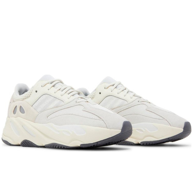 Adidas Yeezy Boost 700 Analog EG7596
