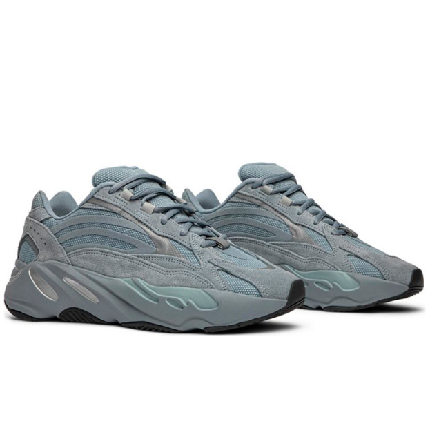 Adidas Yeezy Boost 700 V2 Hospital Blue FV8424